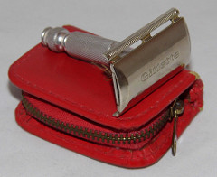 Vintage Gillette Travel Tech Safety Razor, Made In USA, Date Code L-4, Circa 1966