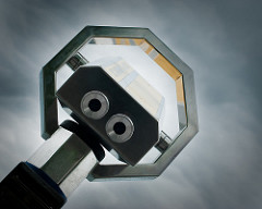 Geneva - Jardin anglais - Binoculars