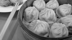 Xiao Chi Guang Chang Yu Yuan