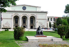 Romania-1147 - Bucharest National Opera House