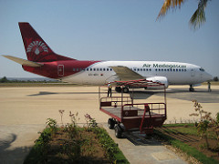 Air Madagascar Boeing 737-300, Tulear Airport