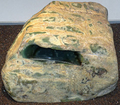 Jadeitite (jadeite jade) (Burma) 2