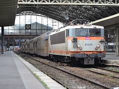 SNCF BB 25629 + VR 2N, Lille-Flandres