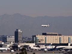 United Airlines - N26906 United Airlines - N26906
