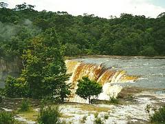 The force of Kaietur falls (Guyana 2001)