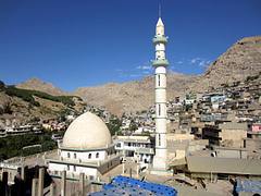 Picturesque Akre