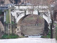 Ponte Rotto