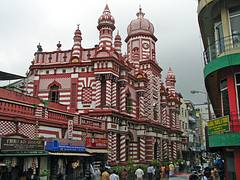 Sri Lanka - 014 - brilliantly-painted Mosque