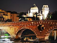 Ponte Pietra, Verona