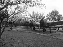 (antique plane pic a) Parque La Carolina, Quito