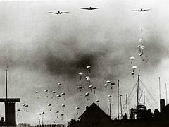 1940 - German paratroopers above the neighborhood of Bezuidenhout in The Hague 1940 - German paratroopers above the neighborhood of Bezuidenhout in The Hague