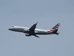American N414YX Embraer 175 (52927385660)