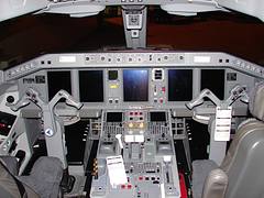 Cockpits of Embraer 175 (2805998455)