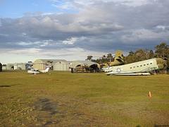 AU-Qld-Caboolture-Airport with Caribou-2021