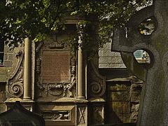 St Nicholas Graveyard