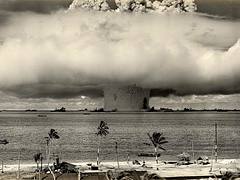 1946 ... Baker Shot- Bikini Atoll 'Operation-Crossroads'