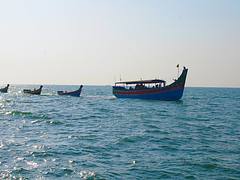 Mama boat and baby boats