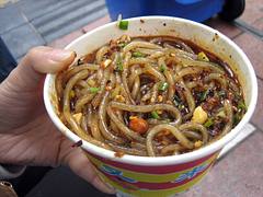 Chongqing Hot and Sour Sweet Potato Noodles