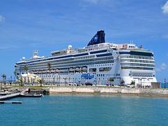Cruise Ship Cruise Ship